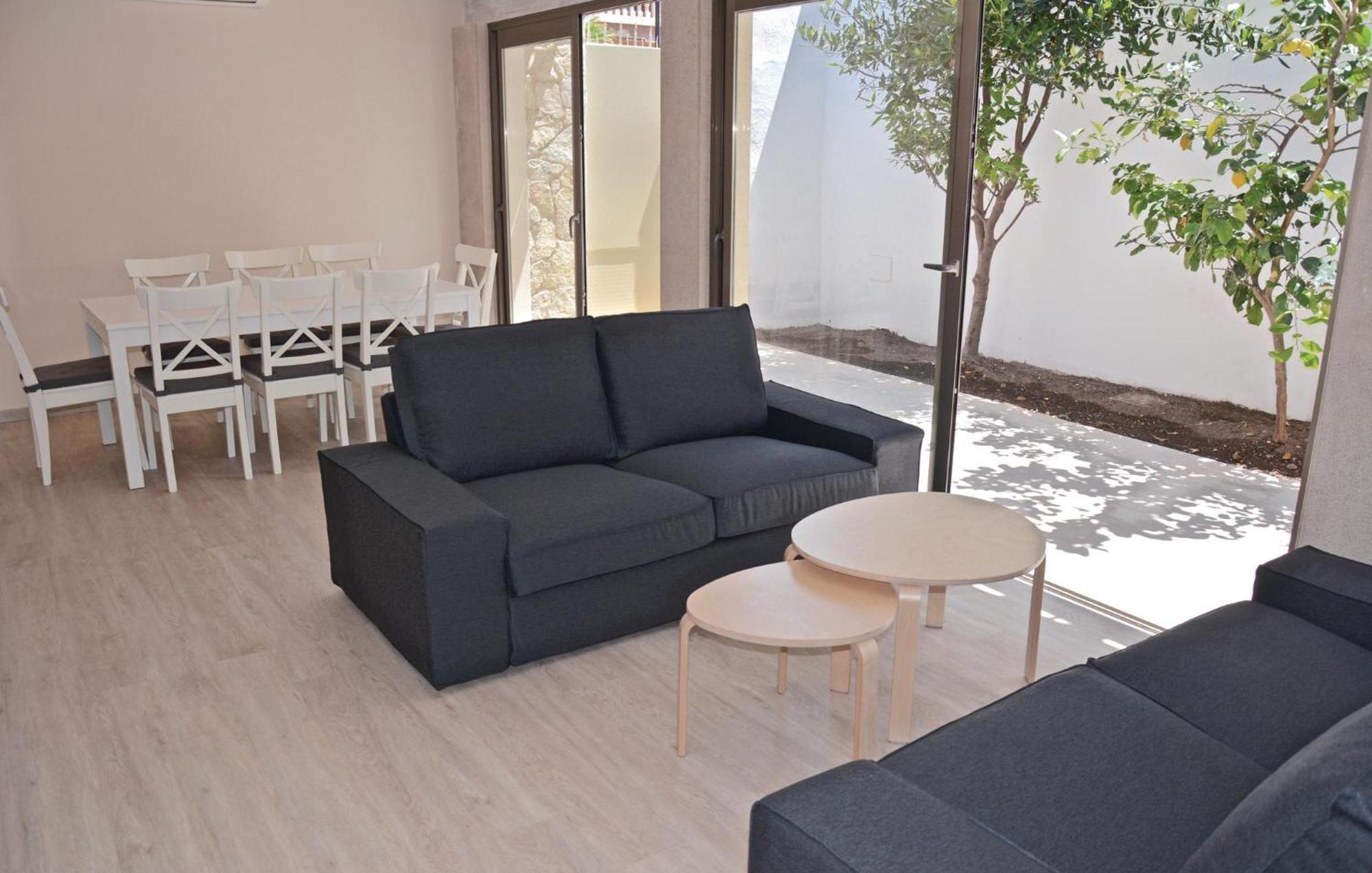 Awesome Home In Palma De Mallorca With Kitchen Exterior photo