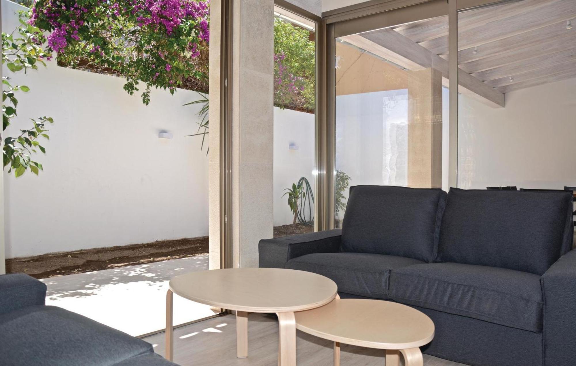 Awesome Home In Palma De Mallorca With Kitchen Exterior photo